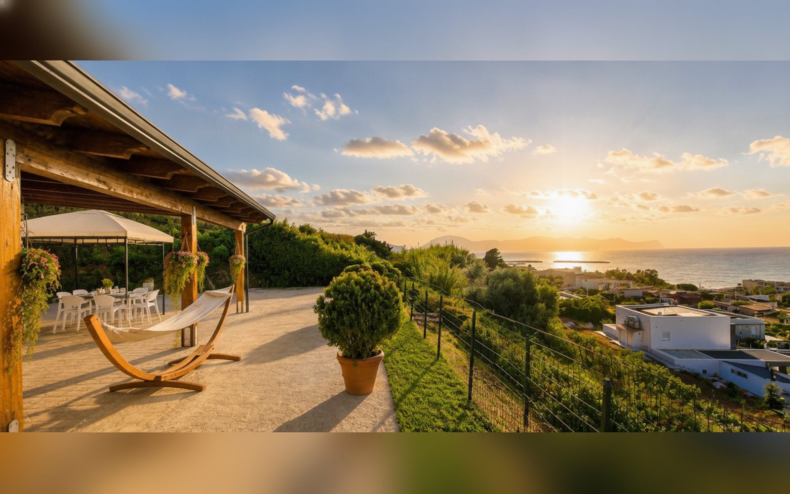 La vista sul golfo dalla veranda della villa